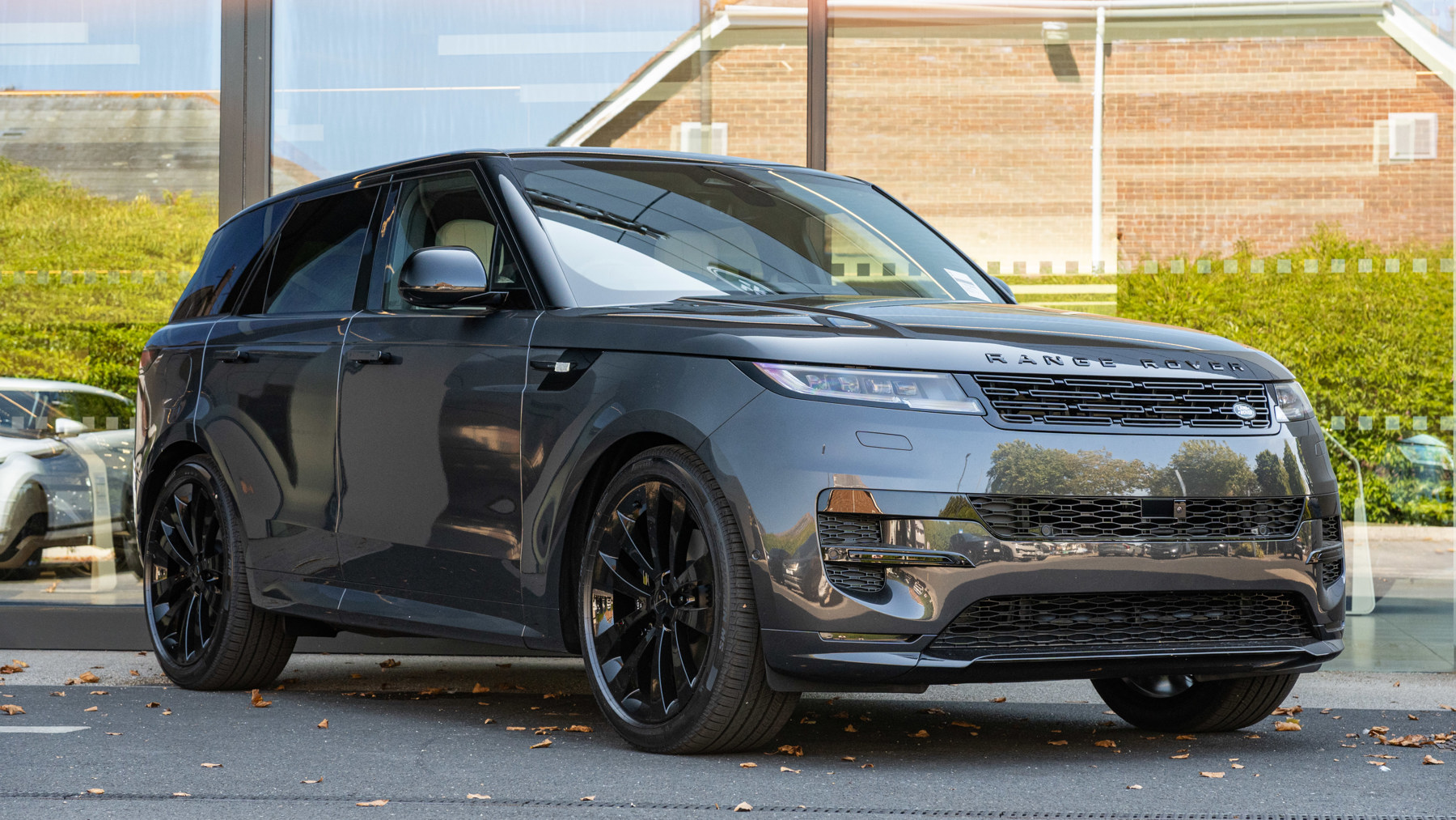 Main listing image - Land Rover Range Rover Sport