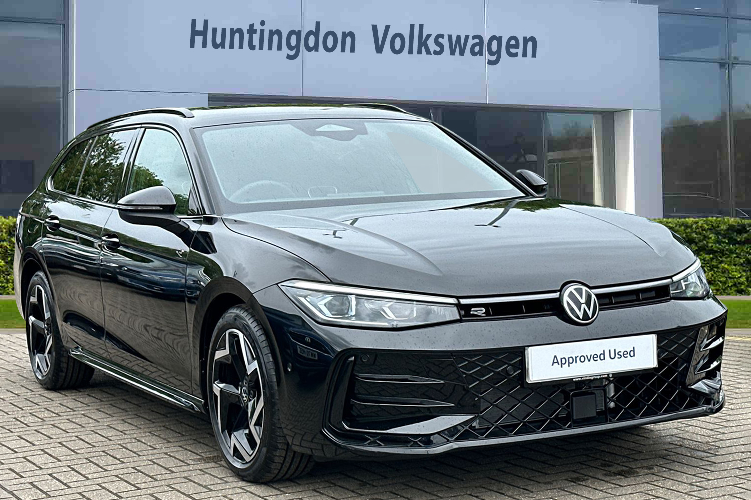 Main listing image - Volkswagen Passat