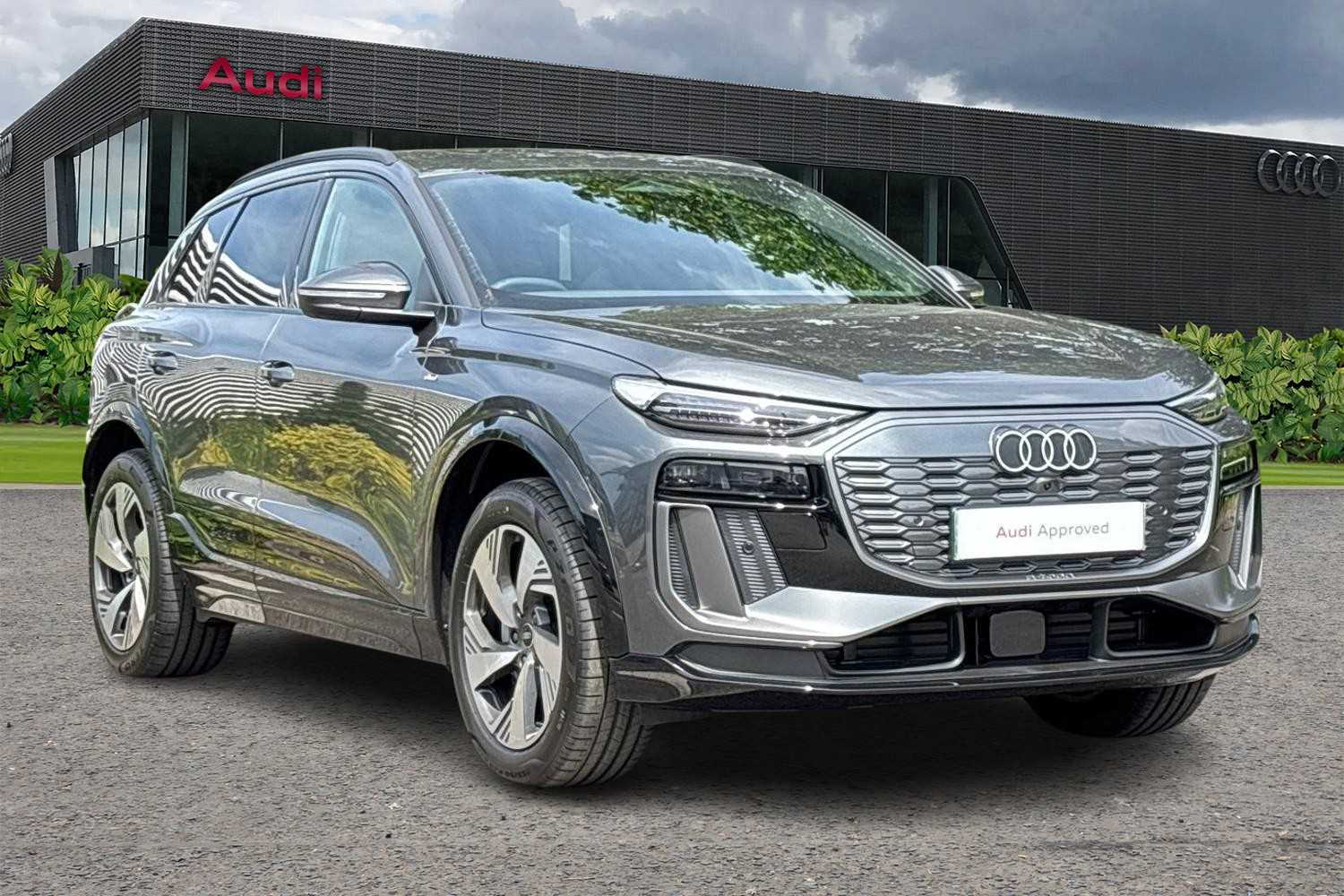 Main listing image - Audi Q6 e-tron