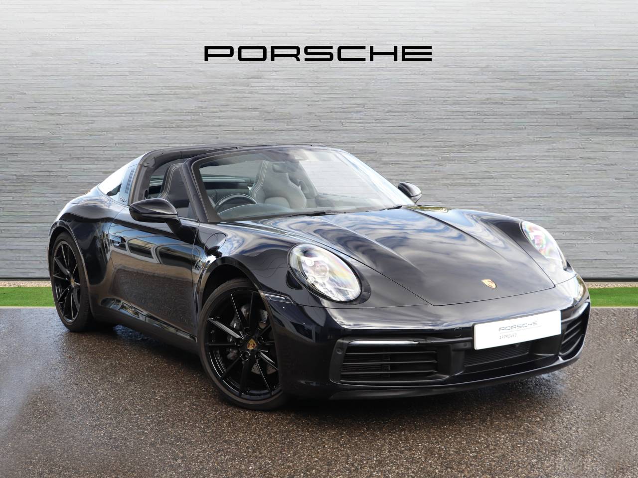 Main listing image - Porsche 911