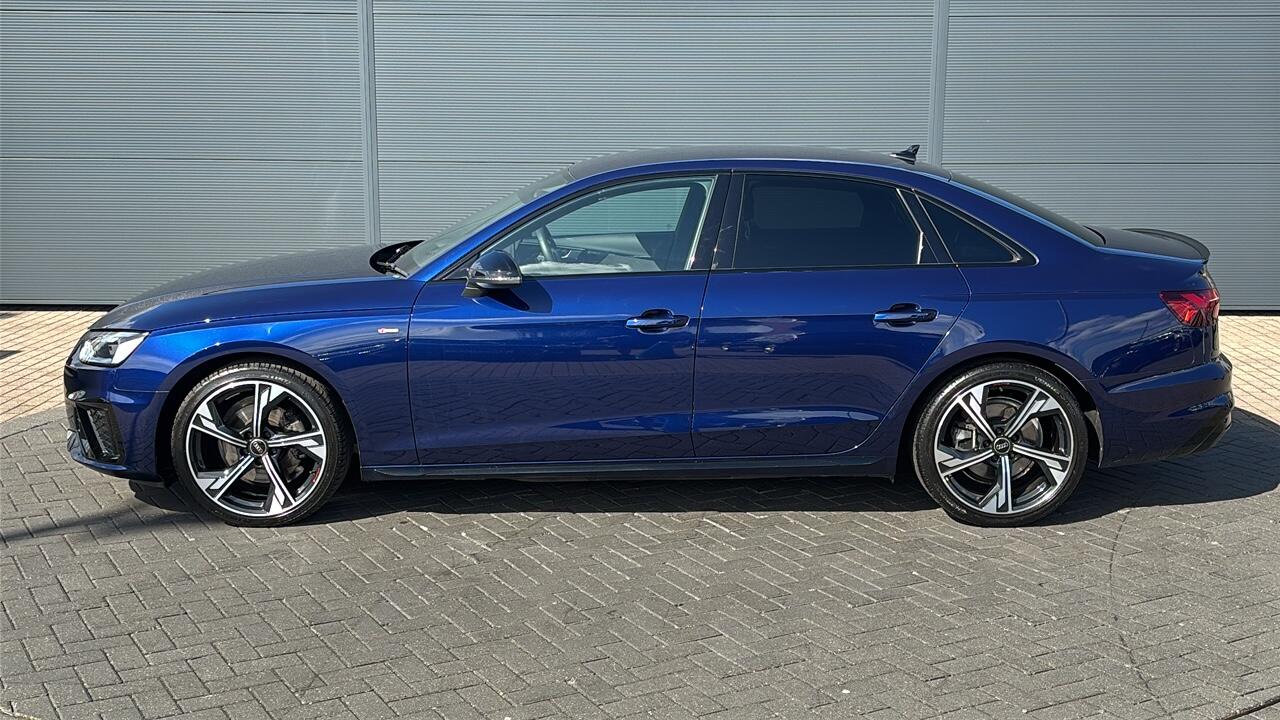 Main listing image - Audi A4
