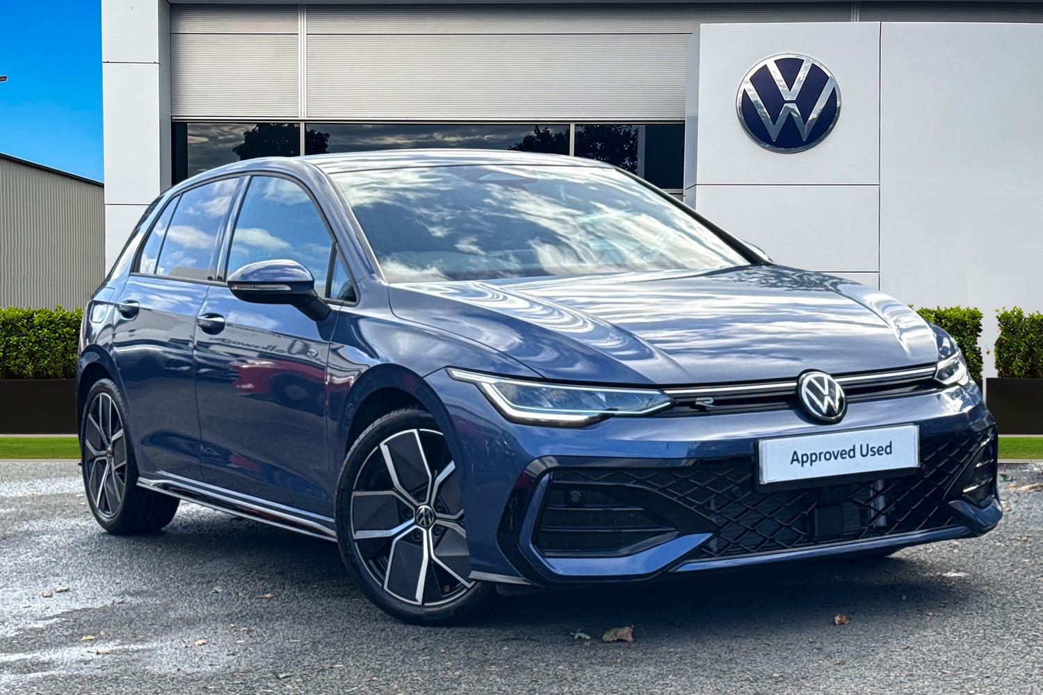 Main listing image - Volkswagen Golf