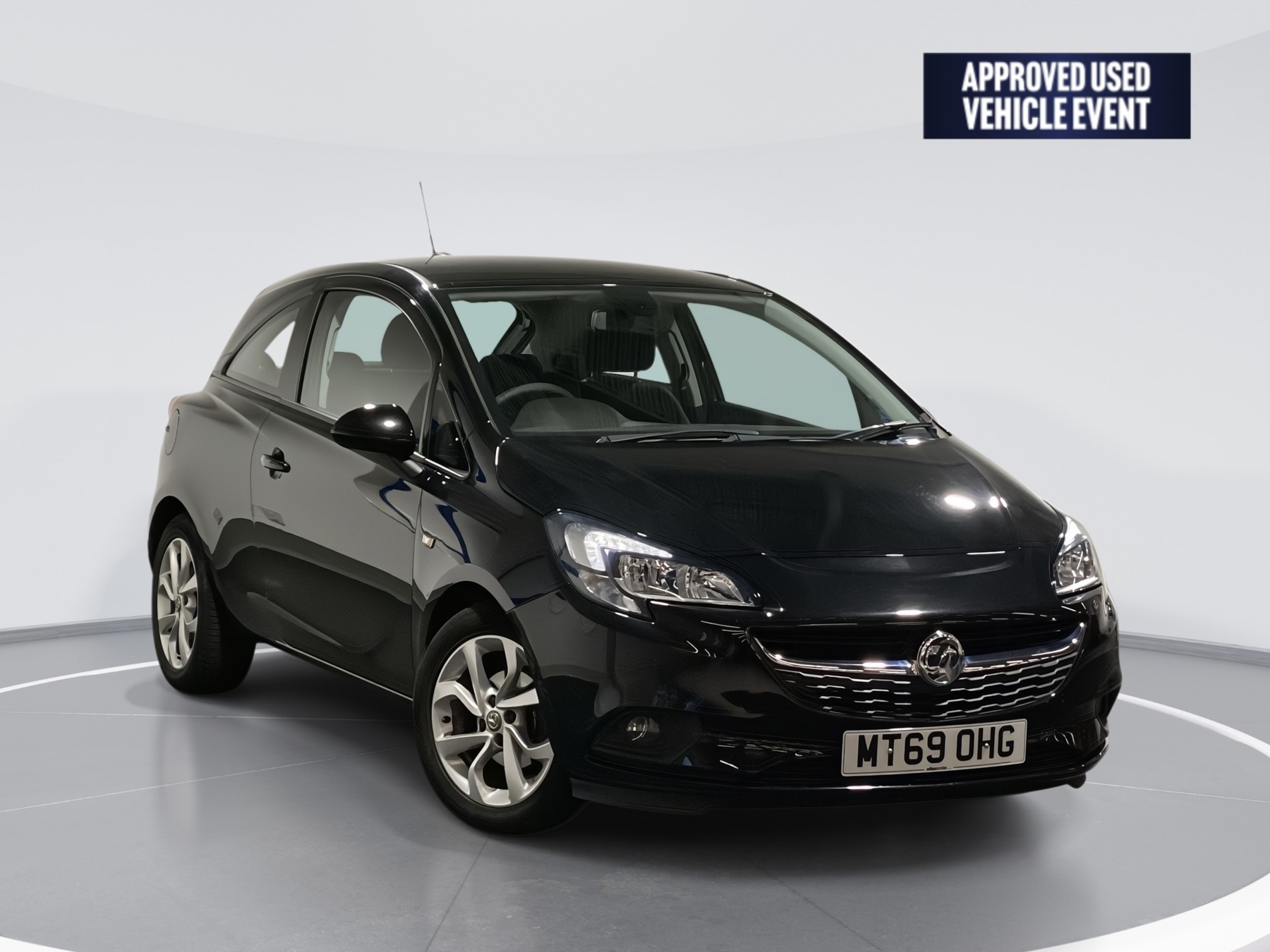 Main listing image - Vauxhall Corsa