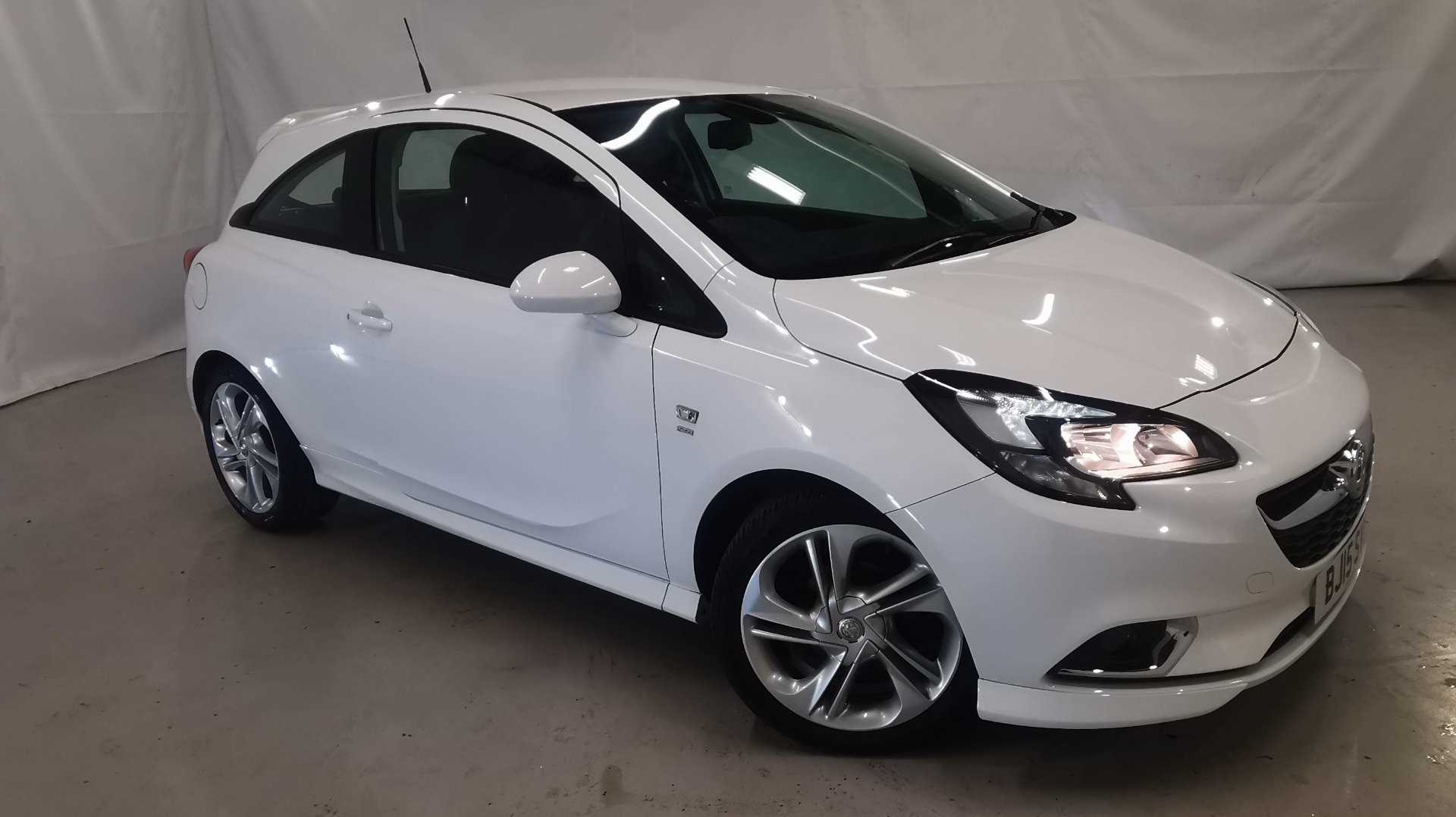 Main listing image - Vauxhall Corsa