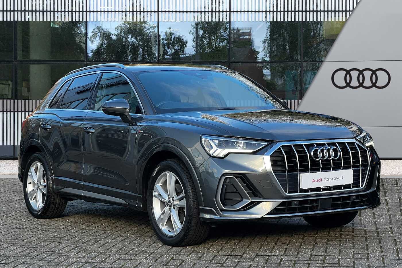 Main listing image - Audi Q3