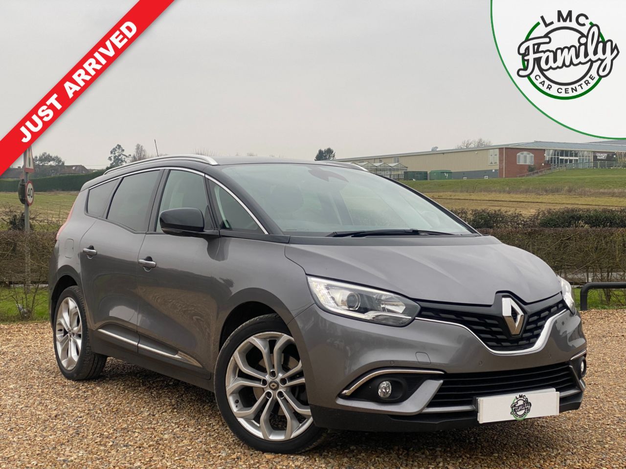 Main listing image - Renault Grand Scenic