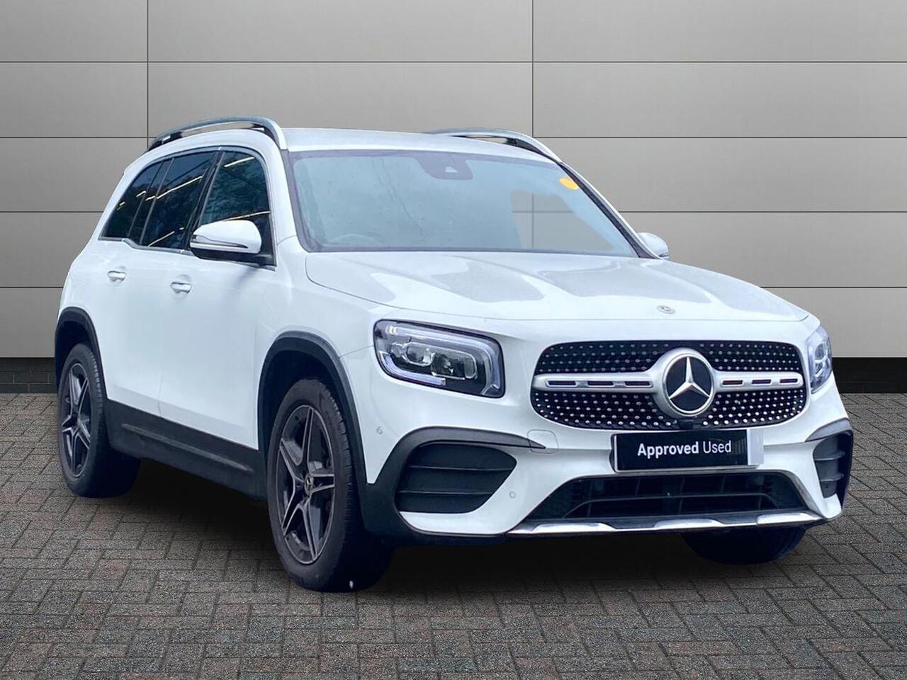 Main listing image - Mercedes-Benz GLB