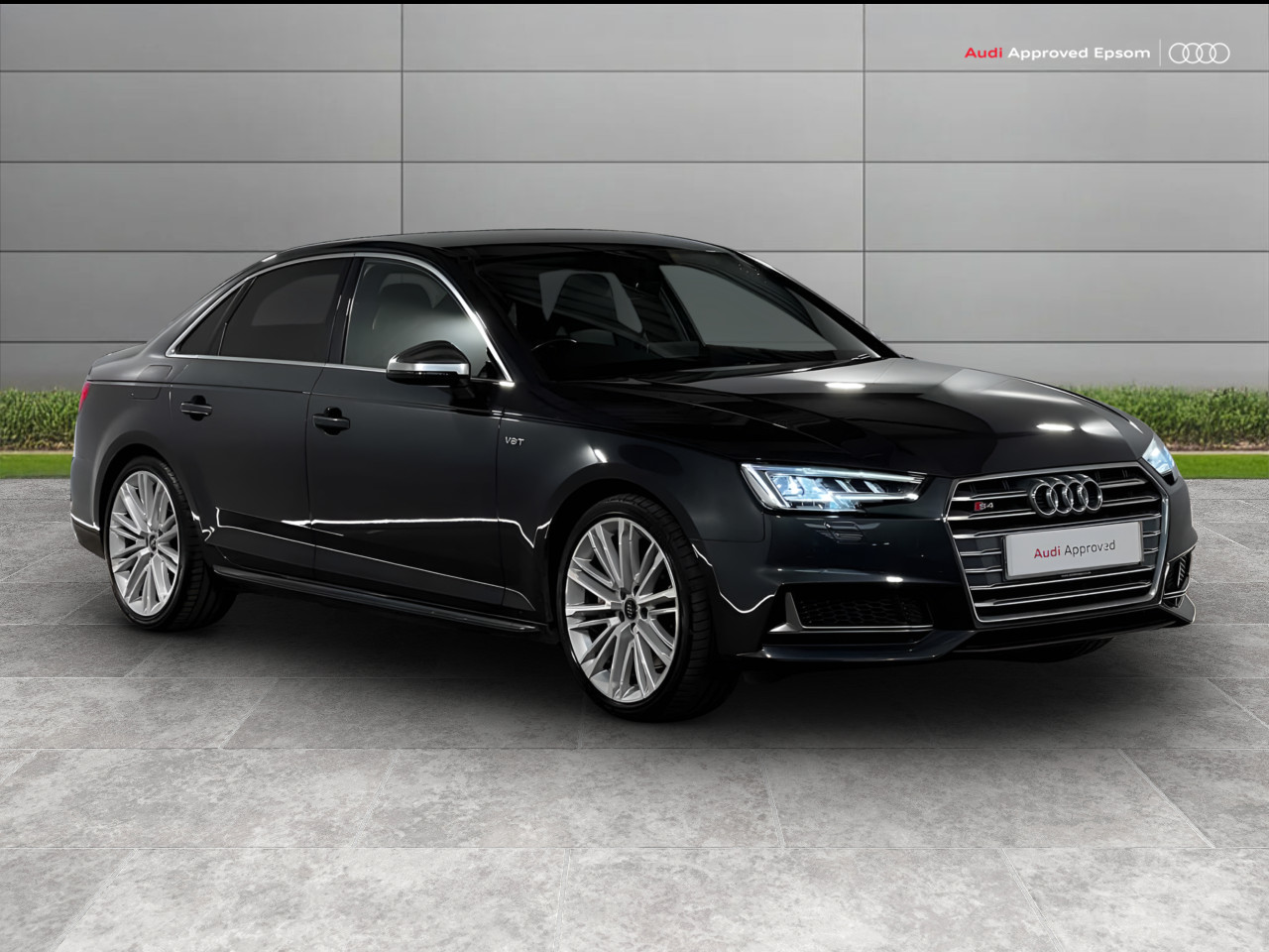 Main listing image - Audi S4