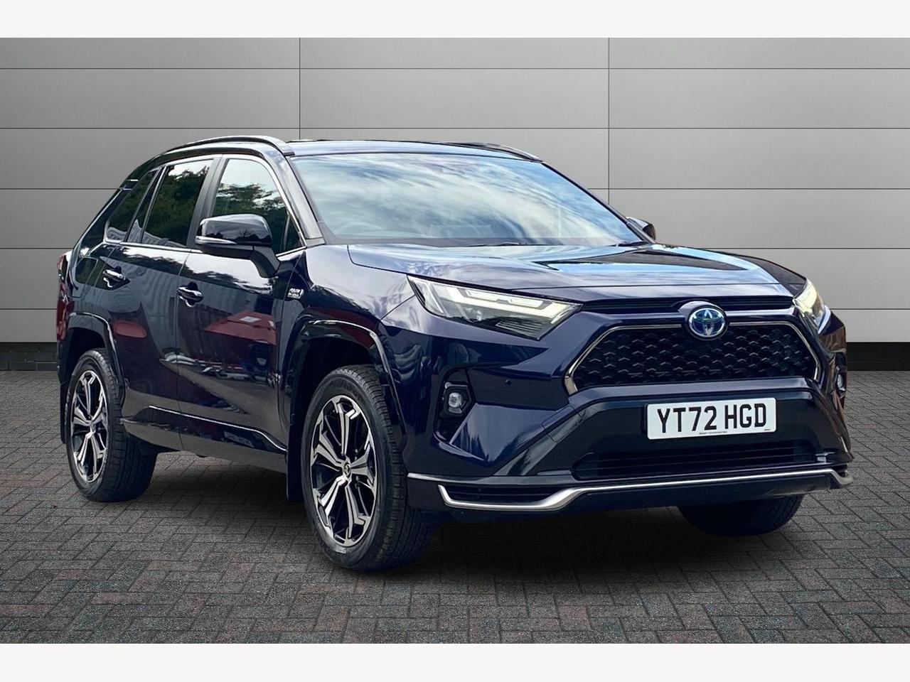 Main listing image - Toyota RAV4
