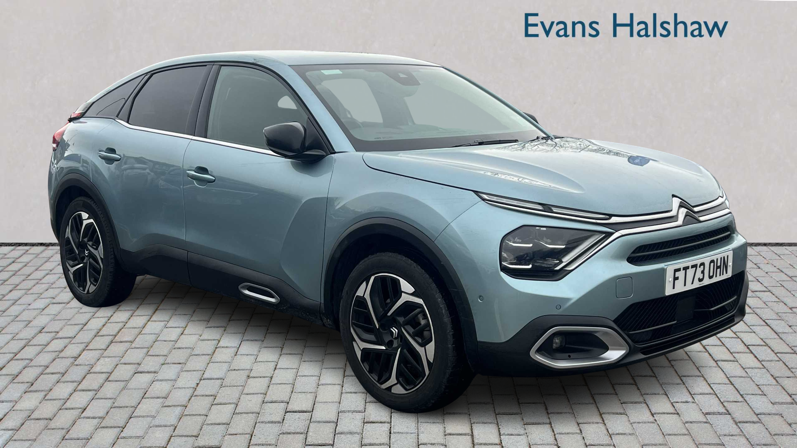 Main listing image - Citroen C4