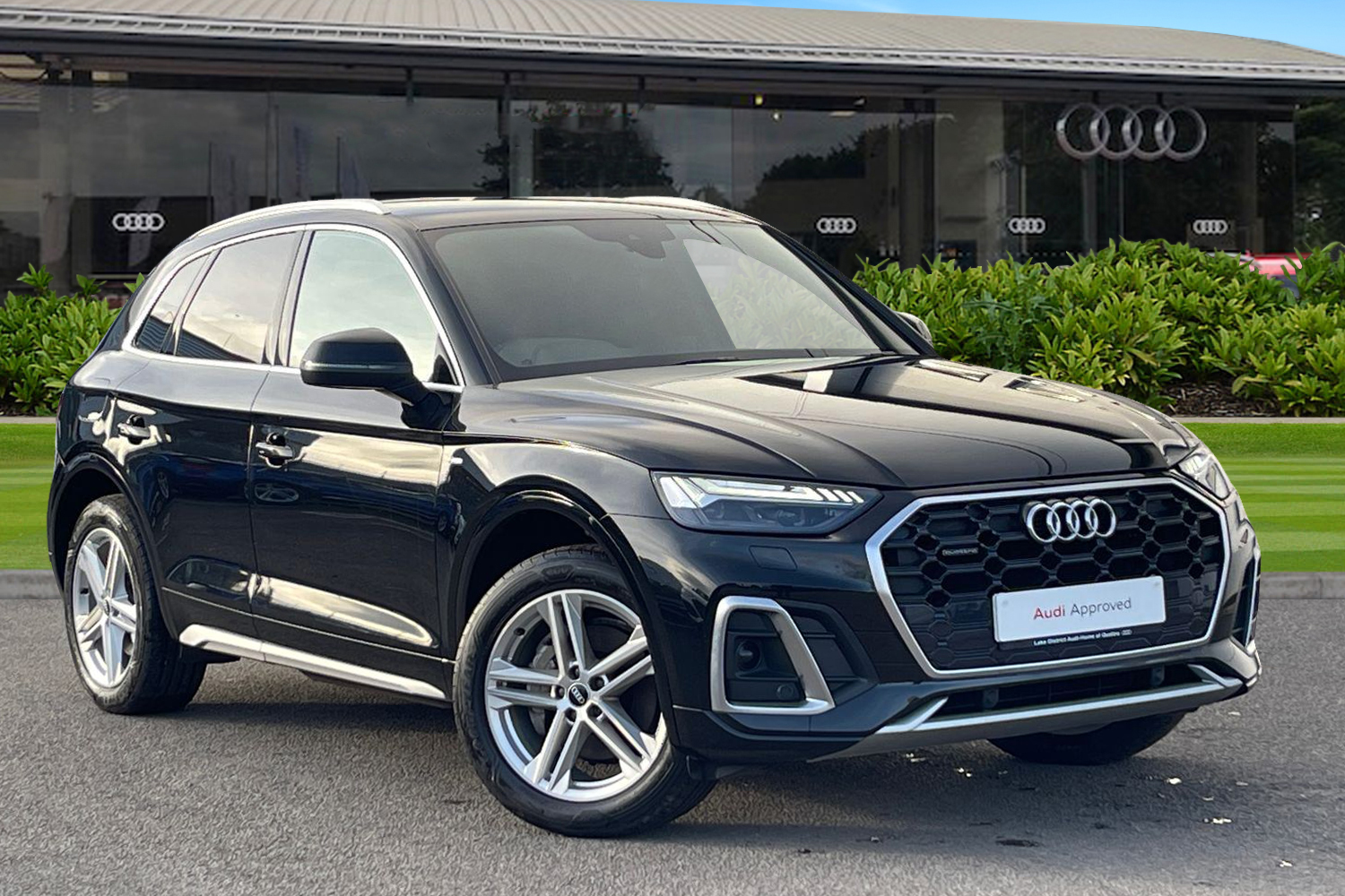 Main listing image - Audi Q5