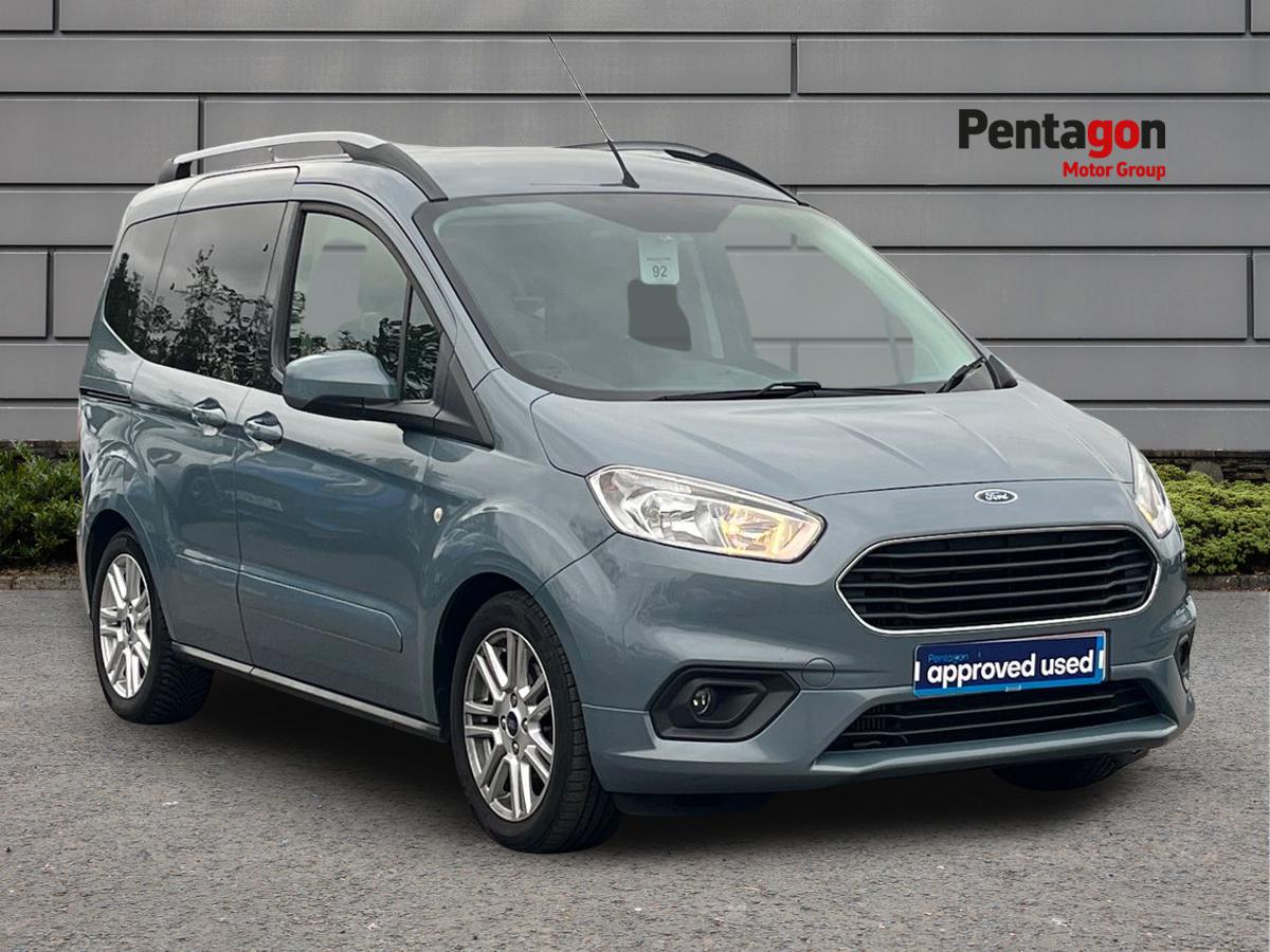 Main listing image - Ford Tourneo Courier