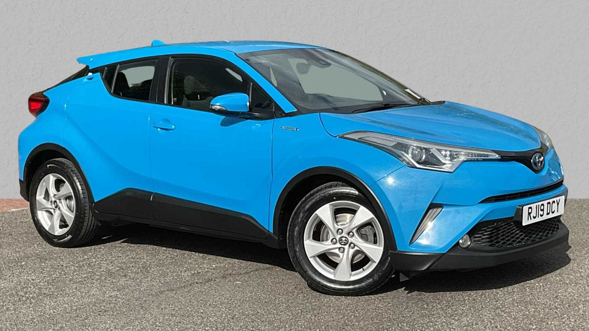 Main listing image - Toyota C-HR