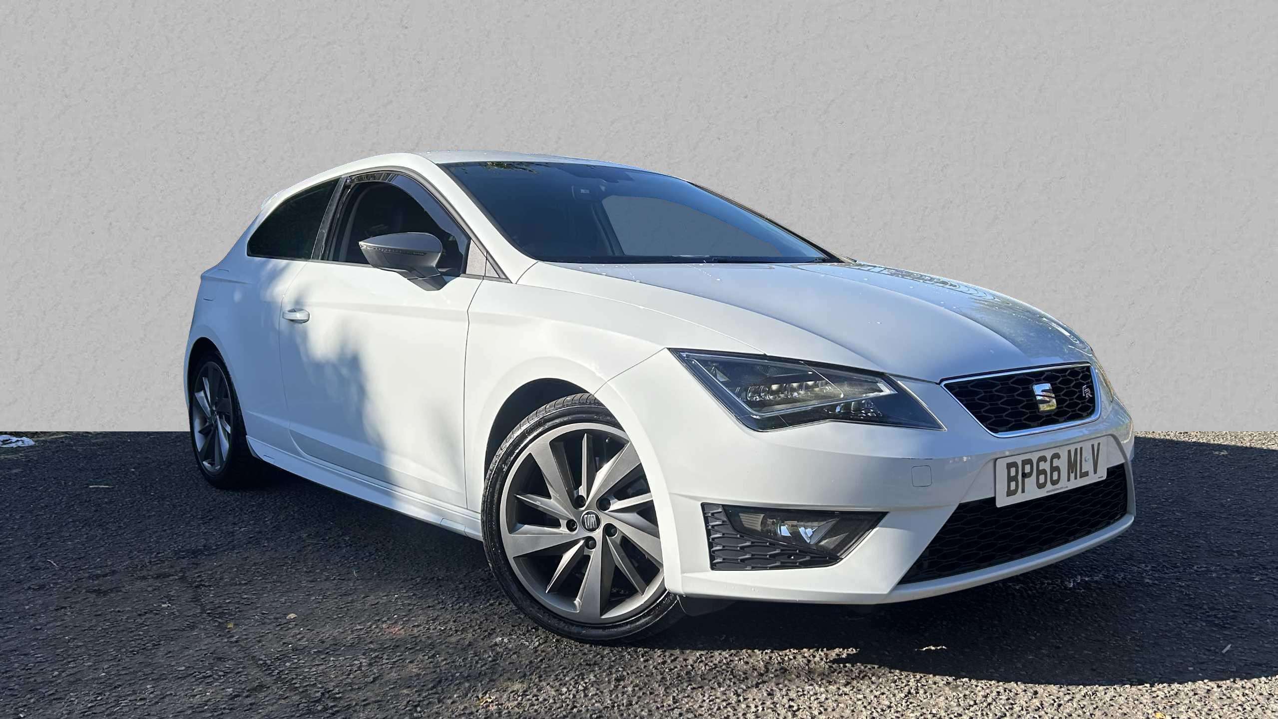 Main listing image - SEAT Leon SC