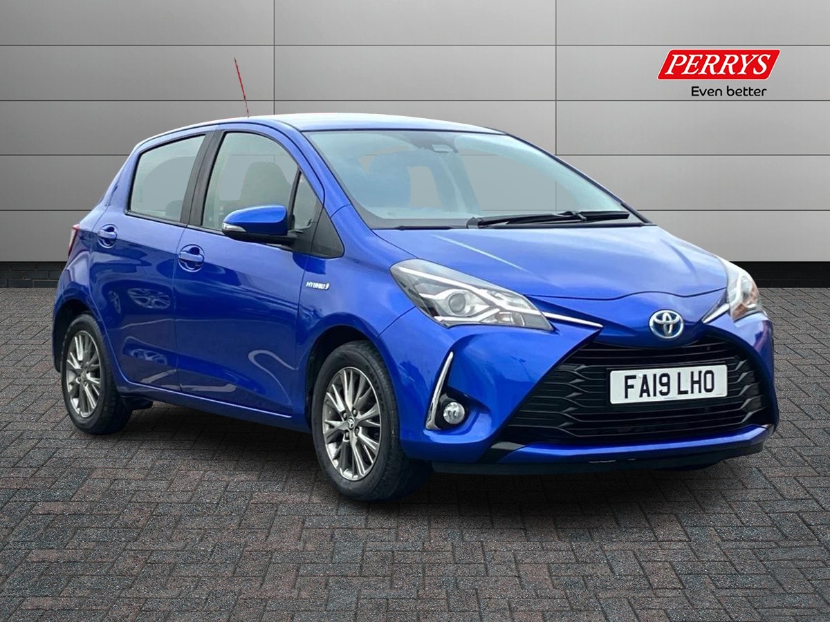 Main listing image - Toyota Yaris