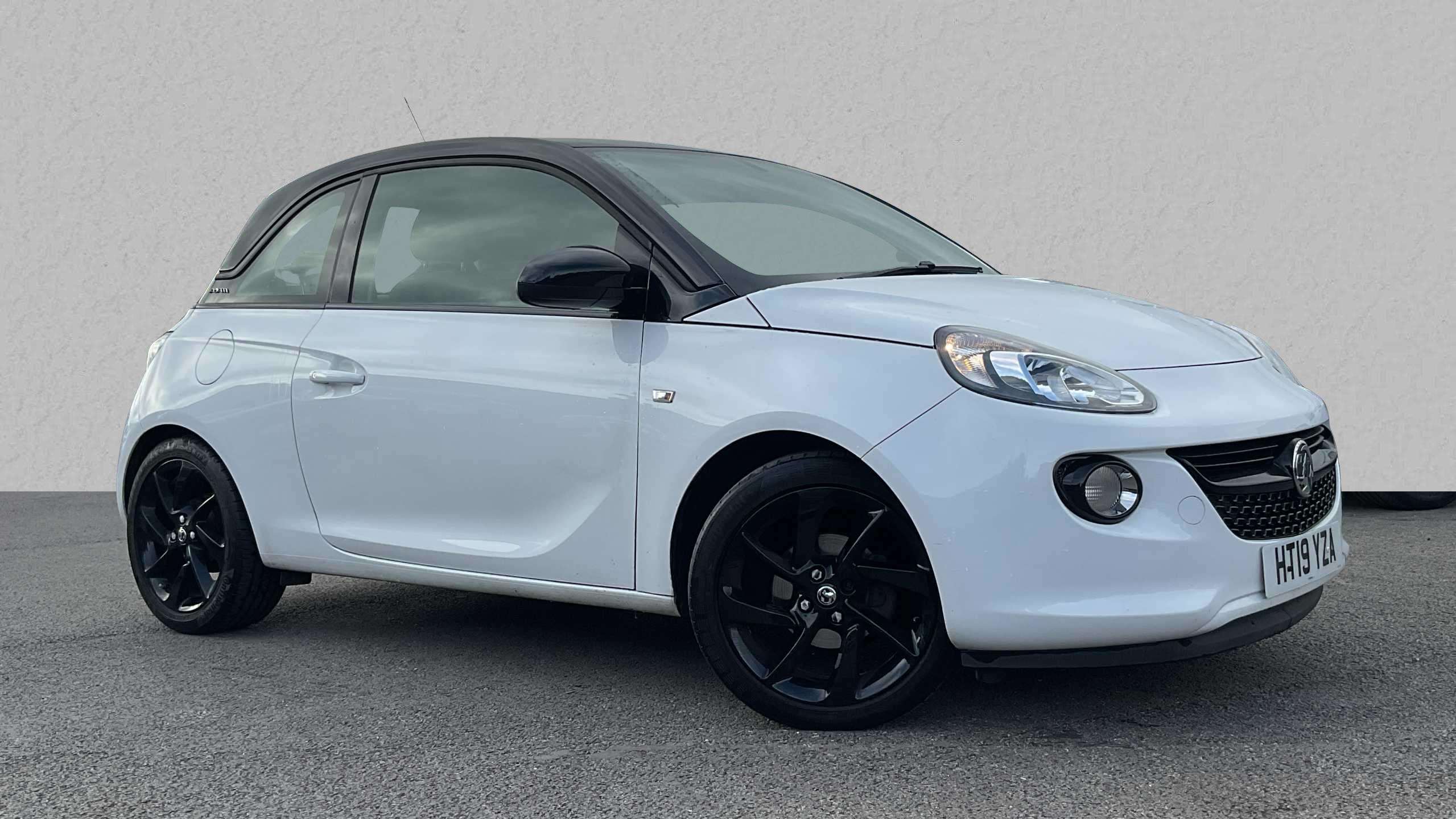 Main listing image - Vauxhall Adam