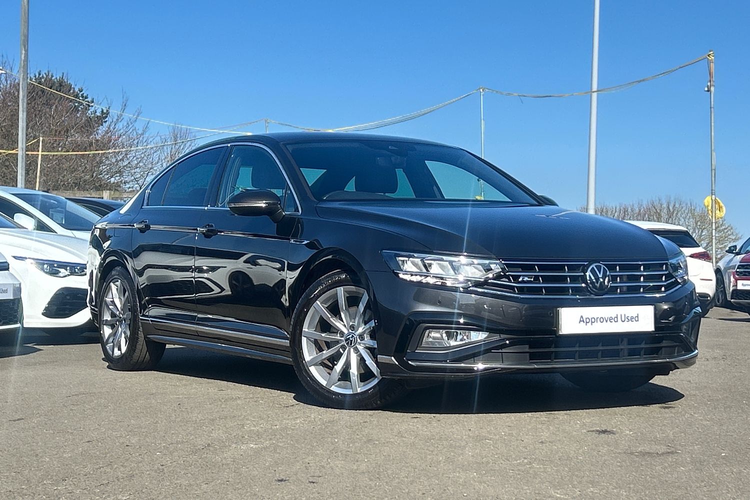 Main listing image - Volkswagen Passat