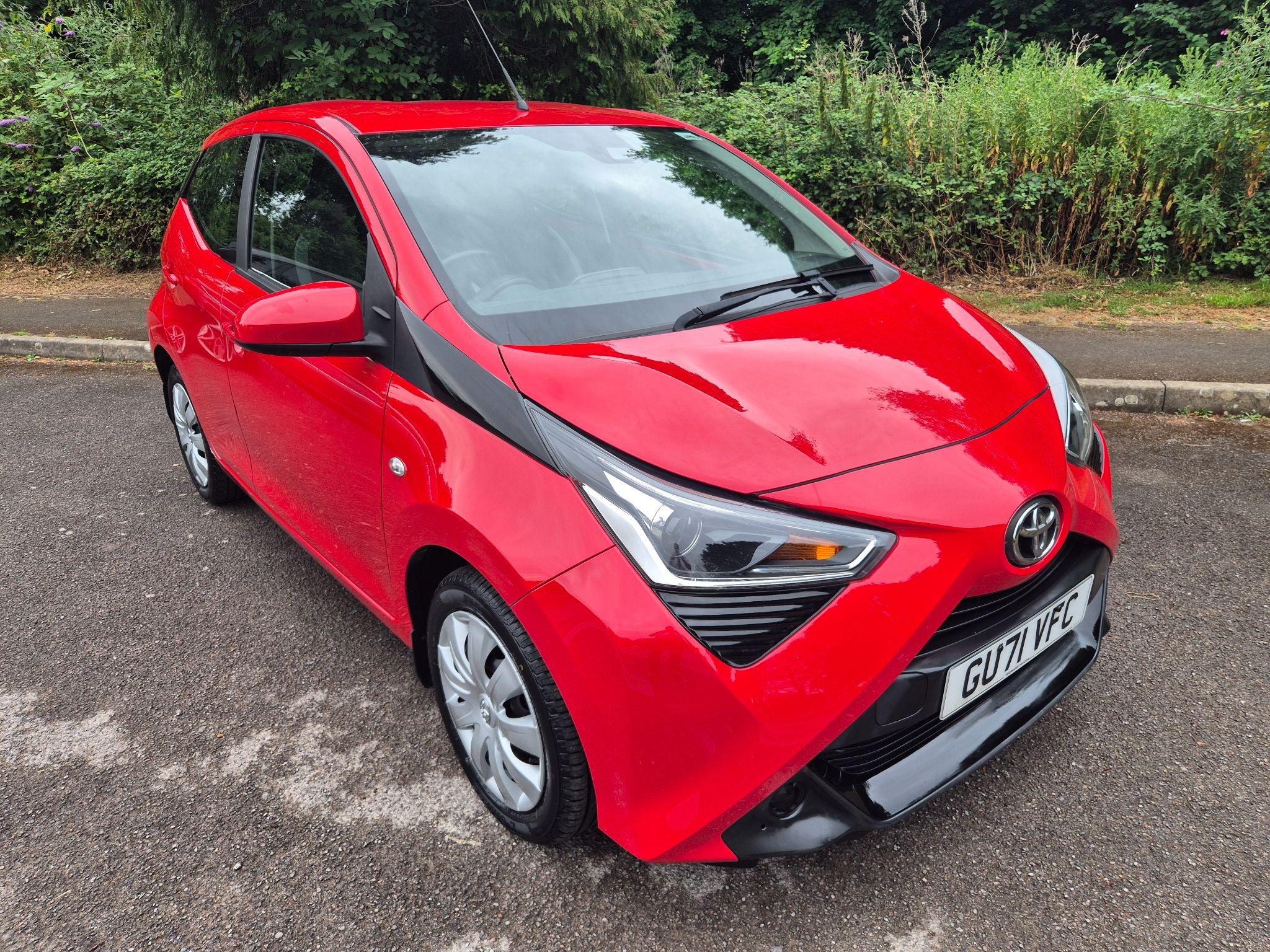Main listing image - Toyota Aygo