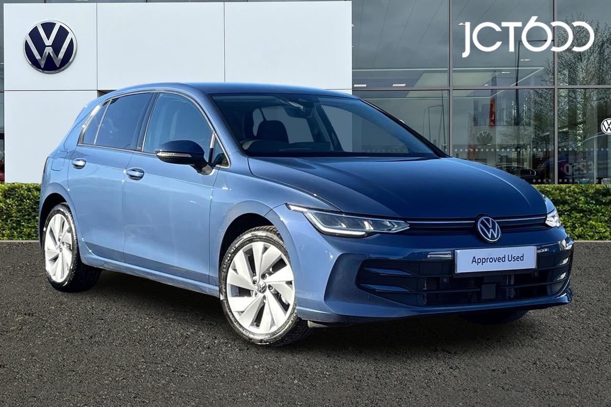 Main listing image - Volkswagen Golf