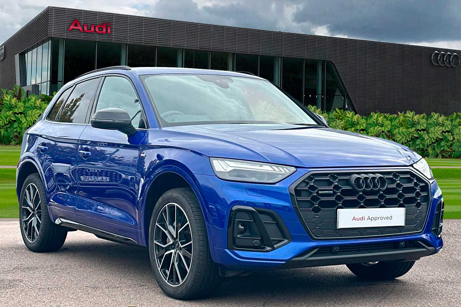 Main listing image - Audi Q5