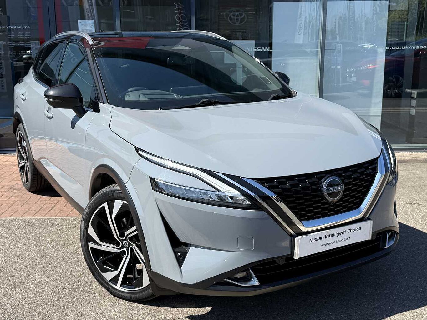 Main listing image - Nissan Qashqai