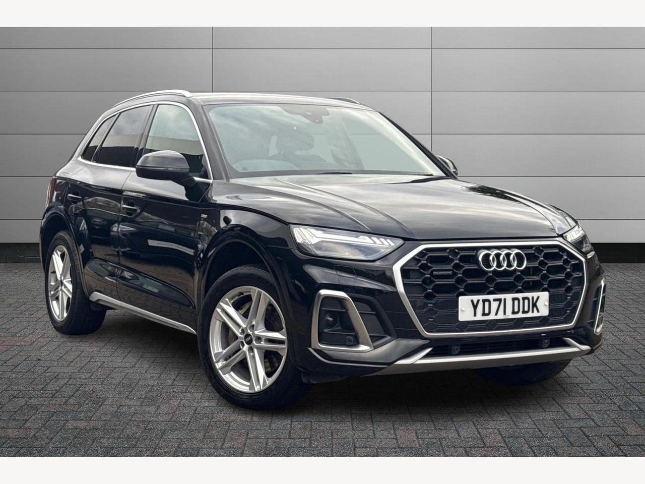 Main listing image - Audi Q5