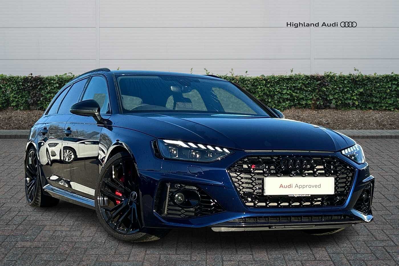 Main listing image - Audi RS4