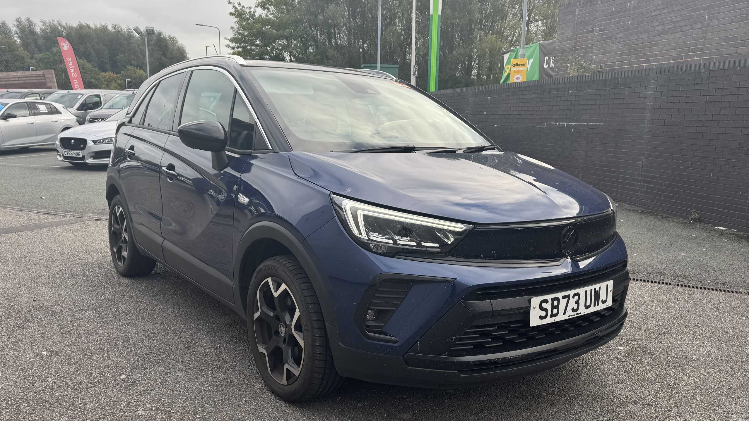 Main listing image - Vauxhall Crossland