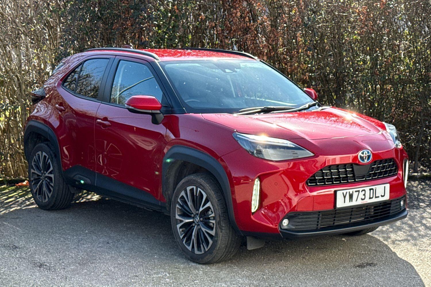 Main listing image - Toyota Yaris Cross