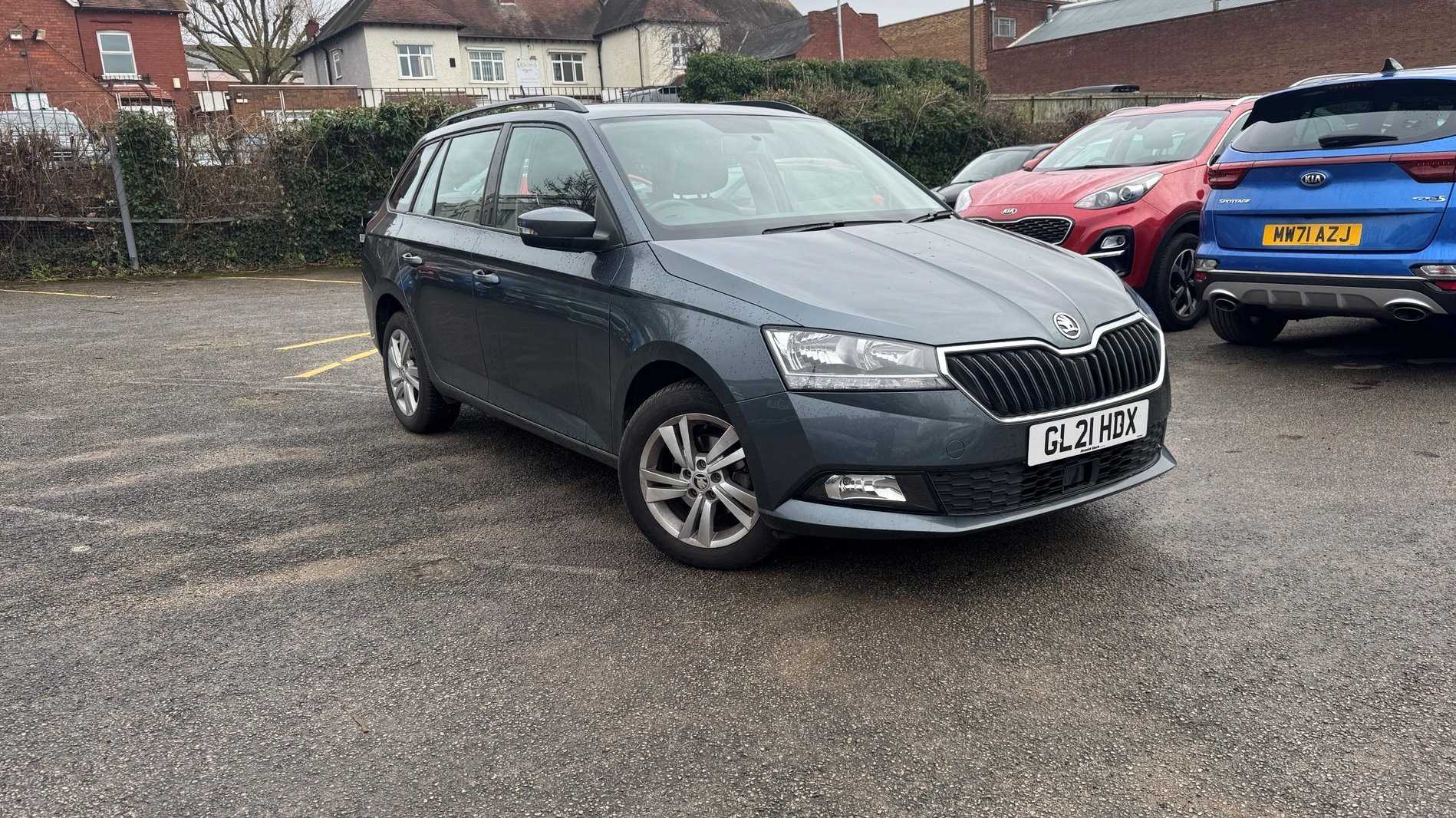 Main listing image - Skoda Fabia Estate