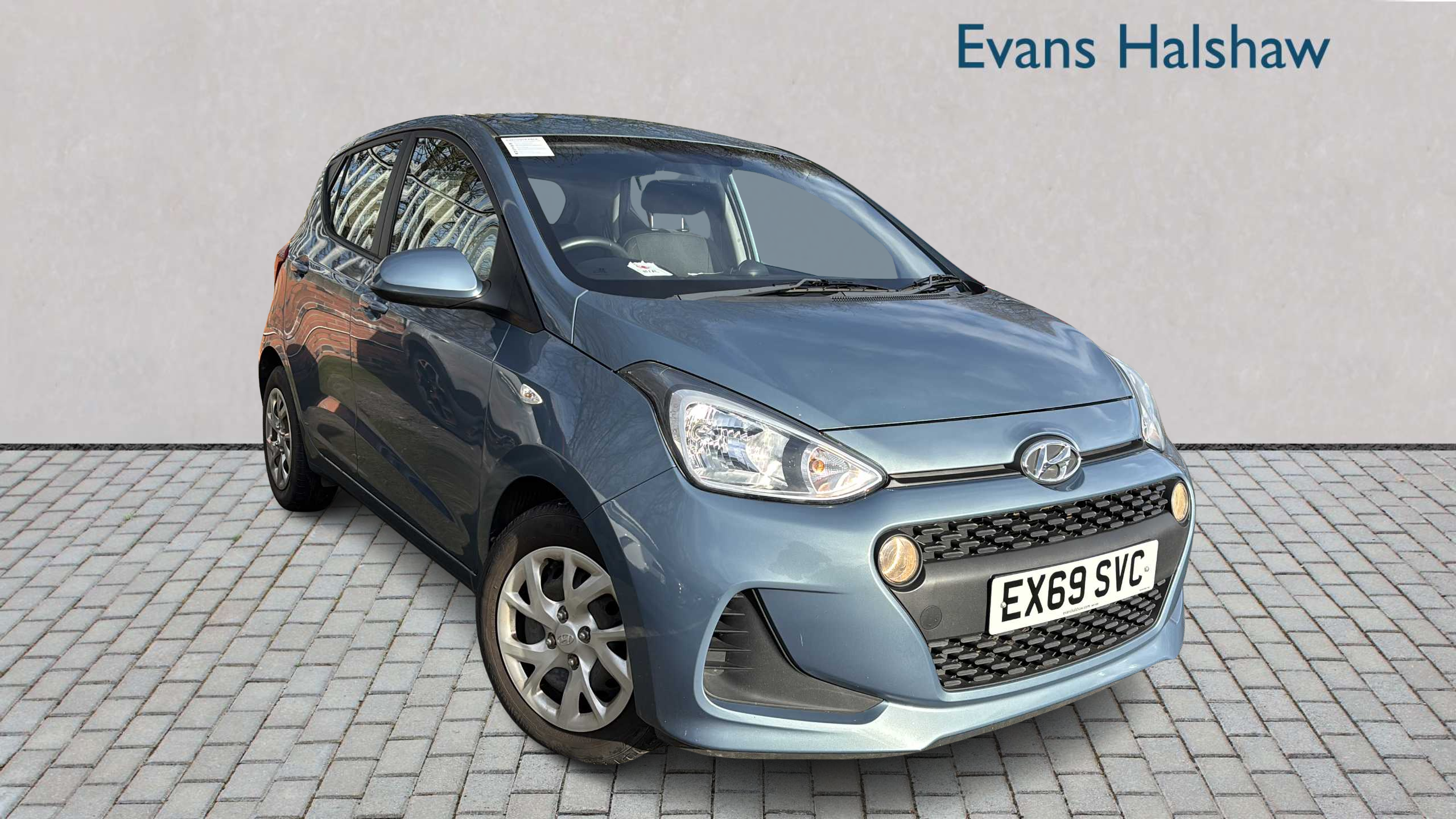 Main listing image - Hyundai i10