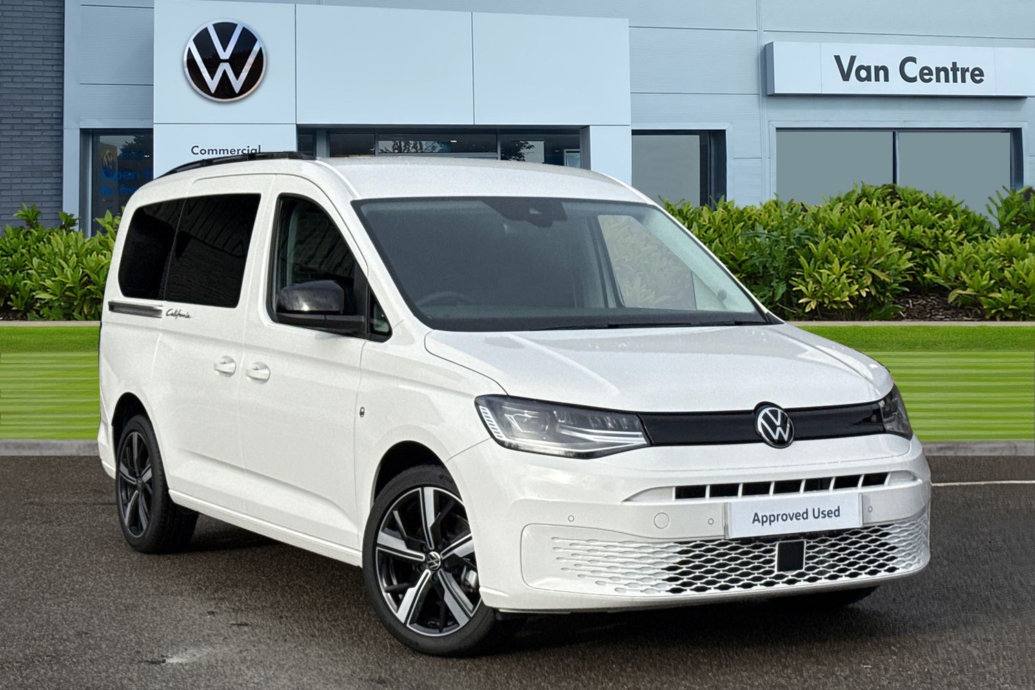 Main listing image - Volkswagen Caddy California Maxi