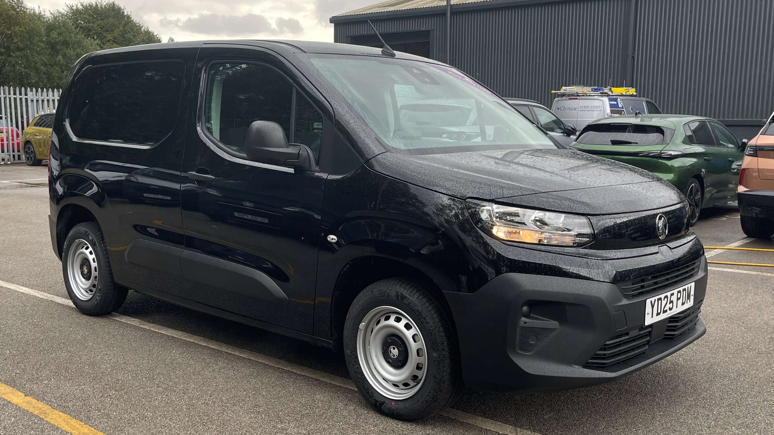 Main listing image - Vauxhall Combo Cargo