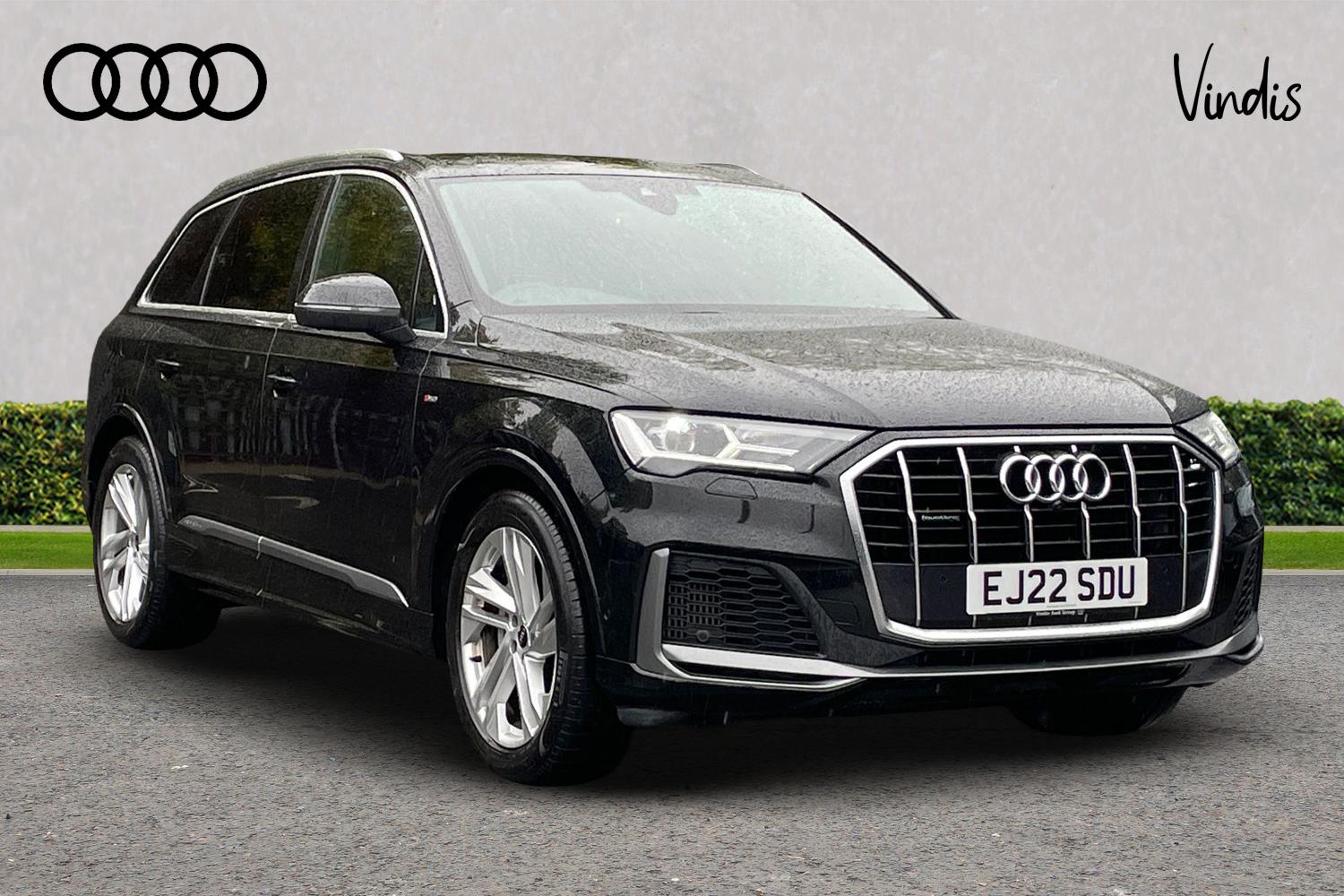 Main listing image - Audi Q7