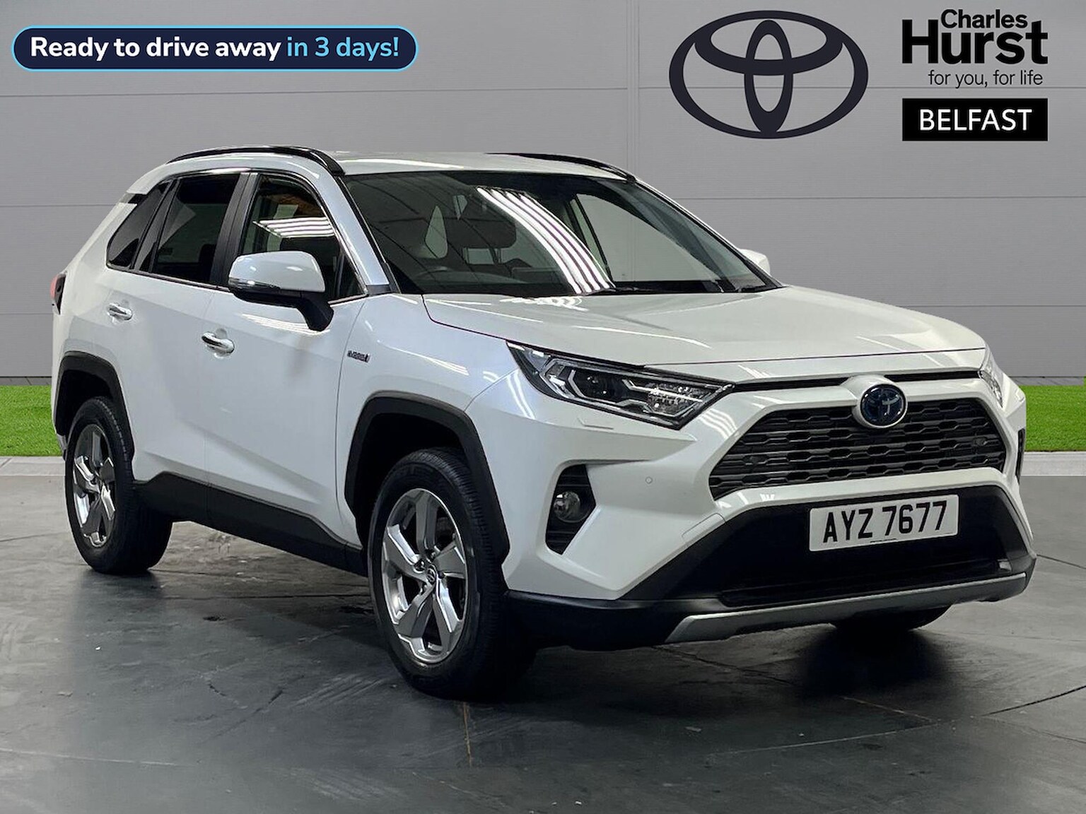 Main listing image - Toyota RAV4