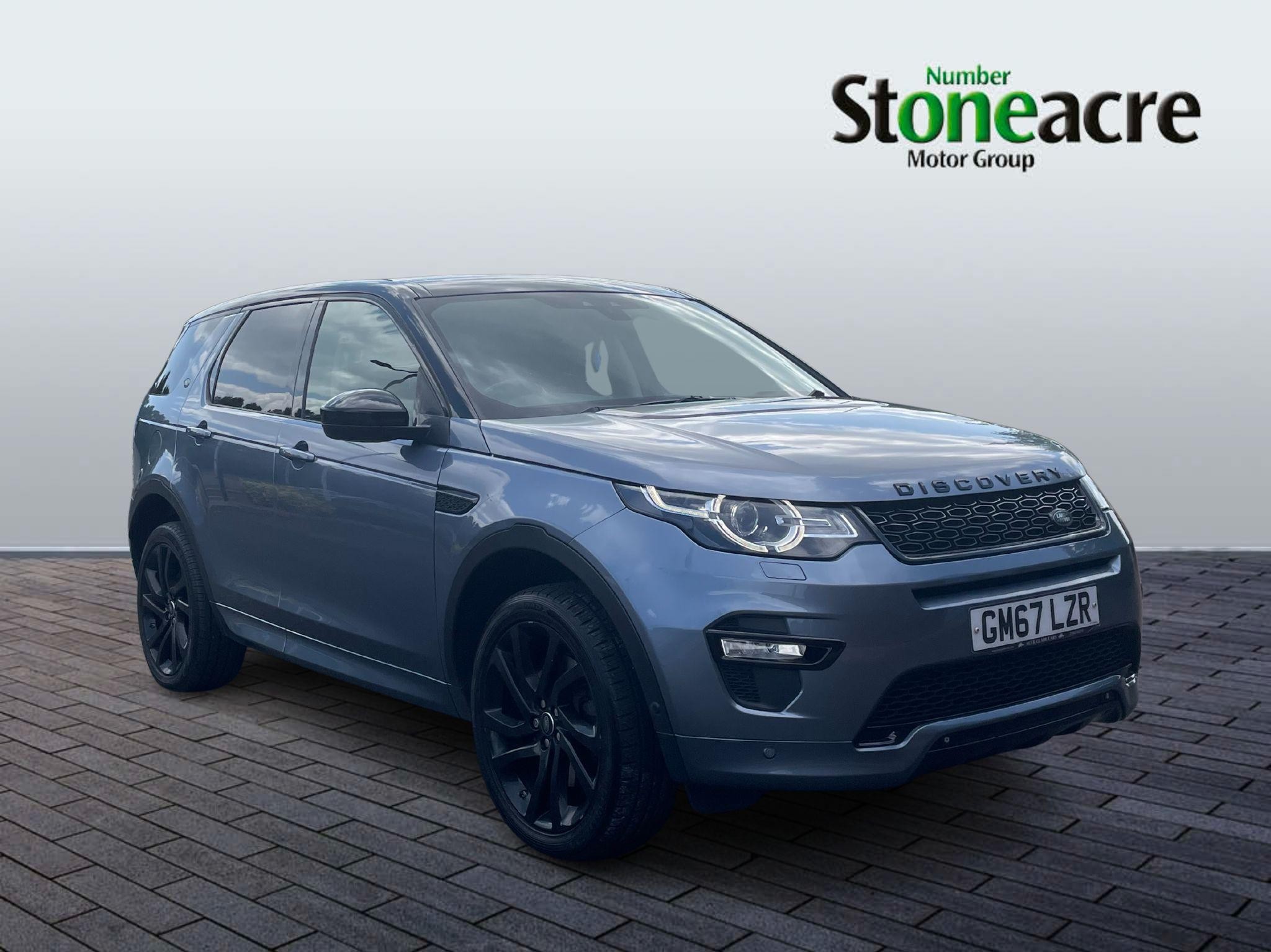 Main listing image - Land Rover Discovery Sport