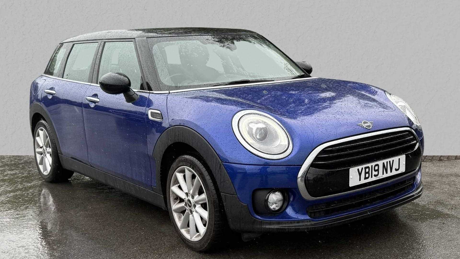 Main listing image - MINI Clubman