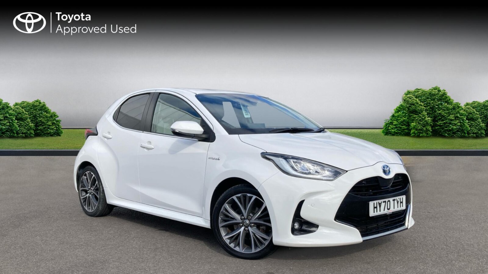 Main listing image - Toyota Yaris