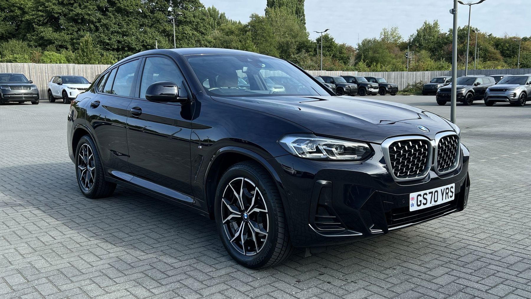 Main listing image - BMW X4