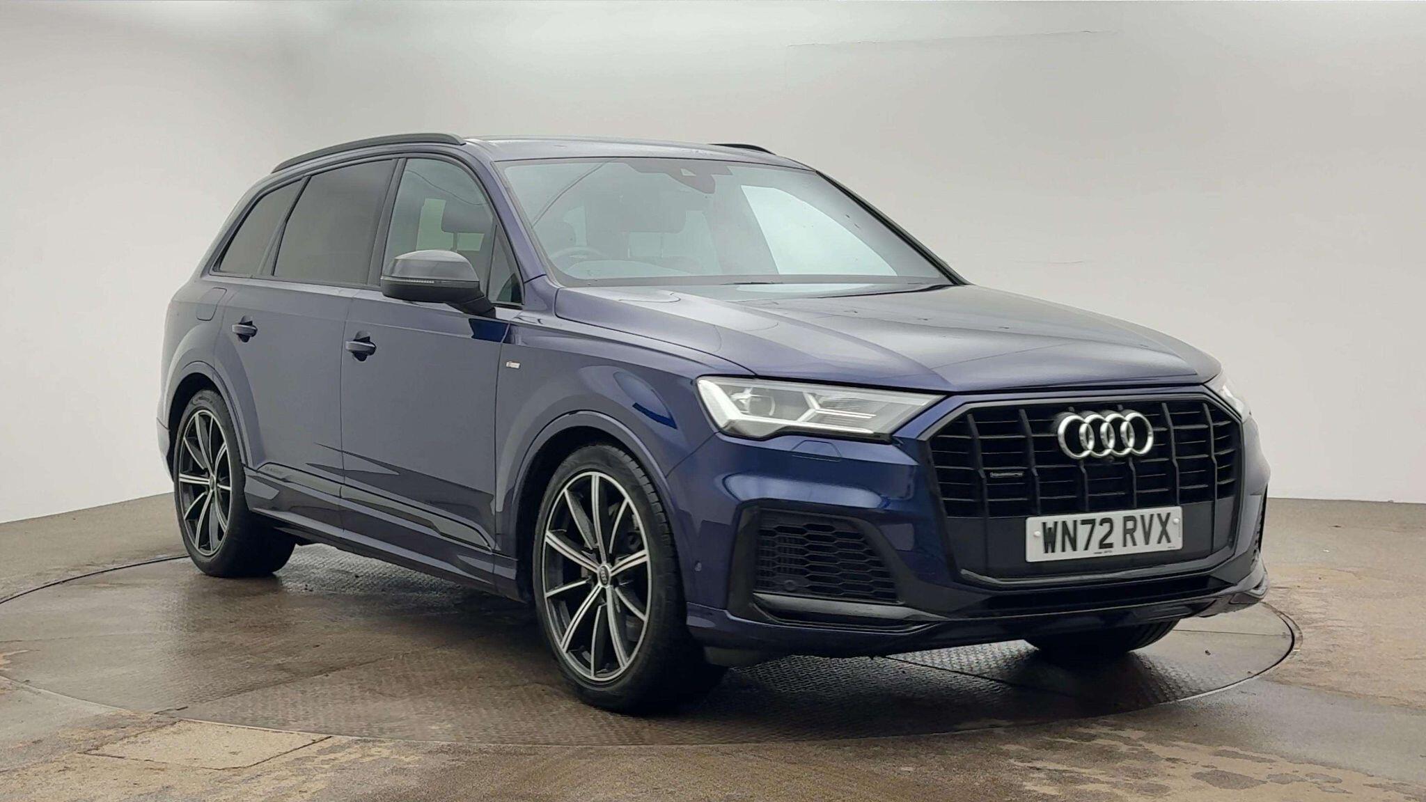 Main listing image - Audi Q7