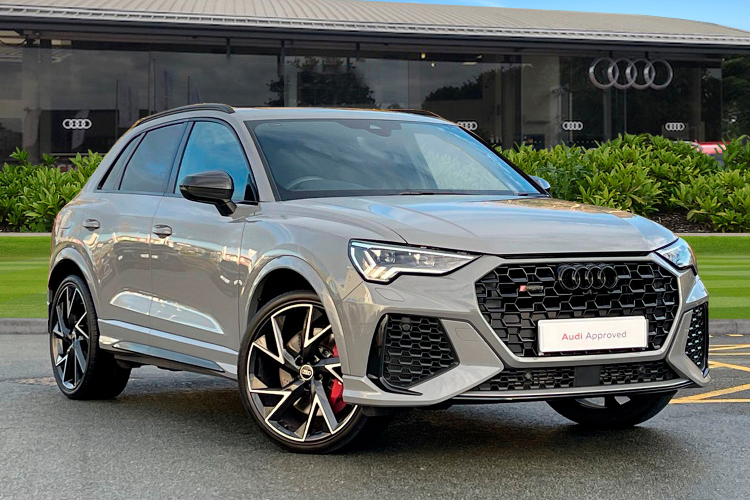 Main listing image - Audi RS Q3