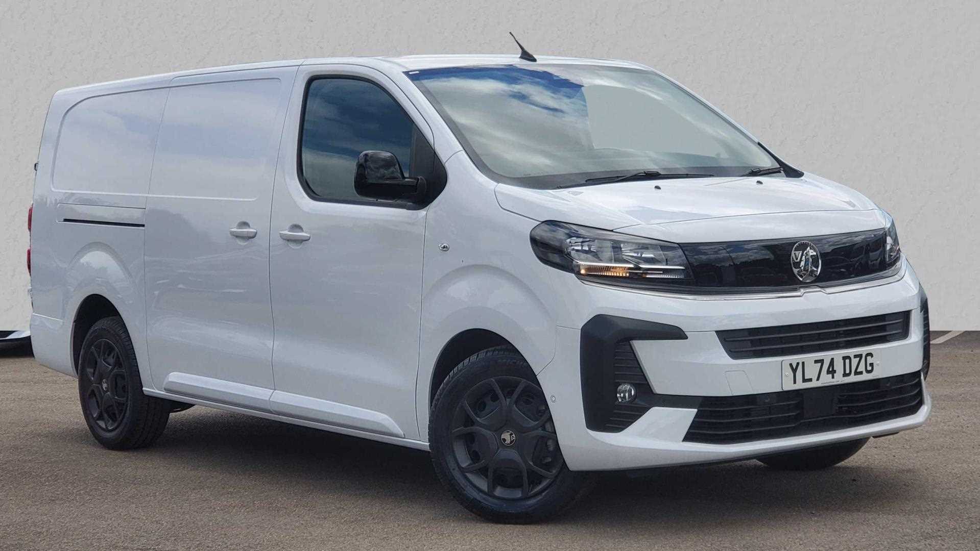 Main listing image - Vauxhall Vivaro