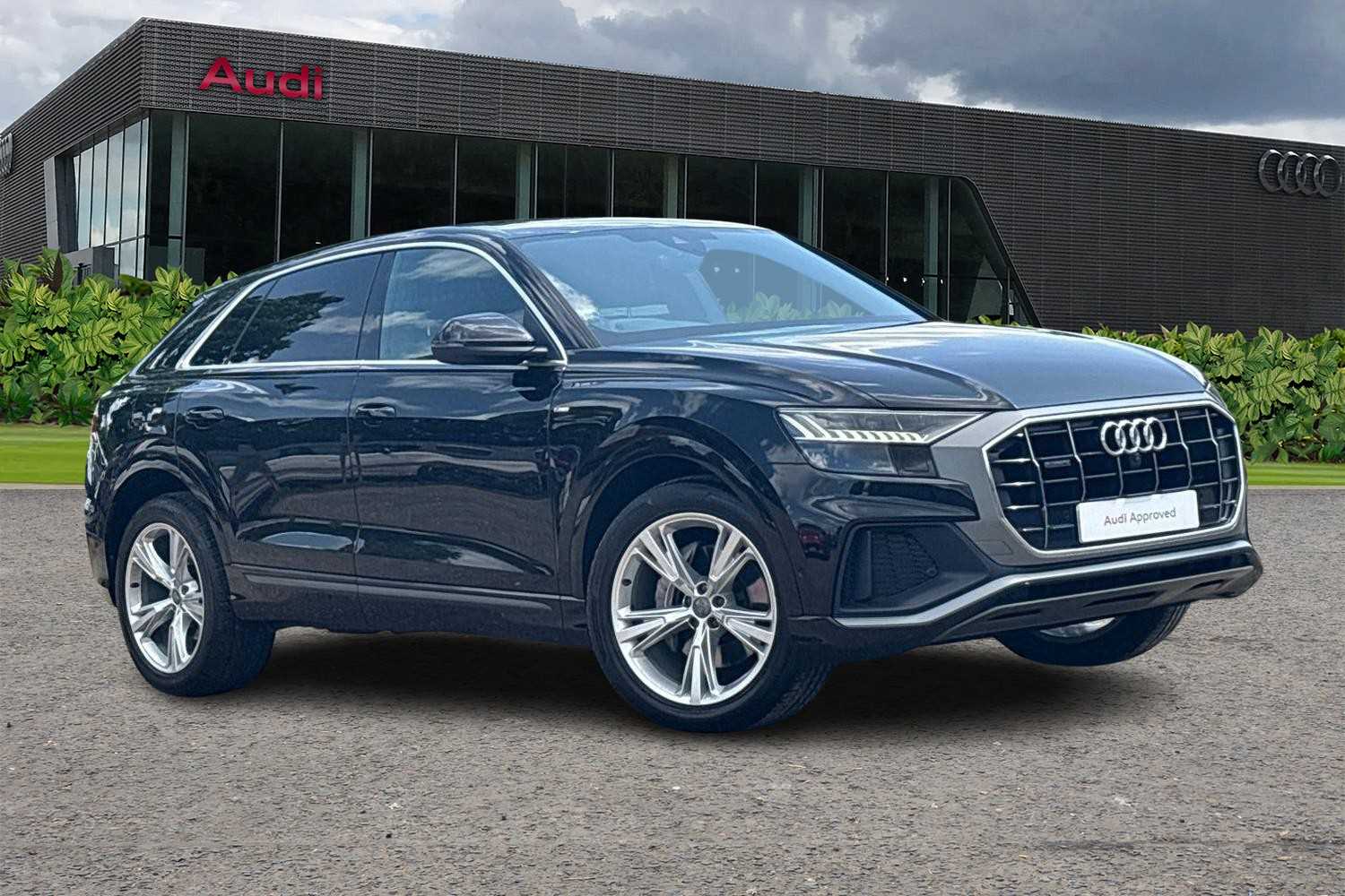 Main listing image - Audi Q8