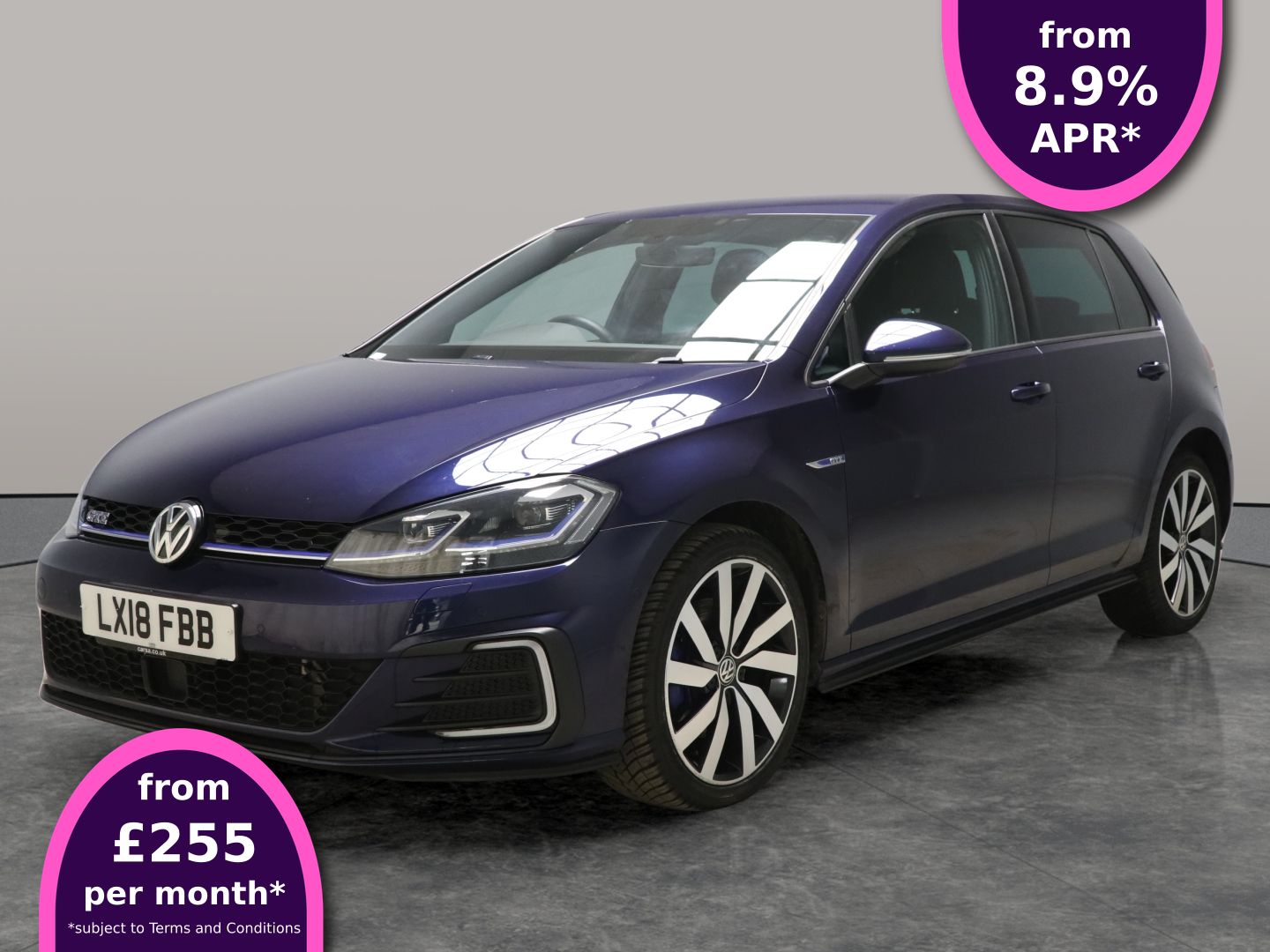 Main listing image - Volkswagen Golf GTE