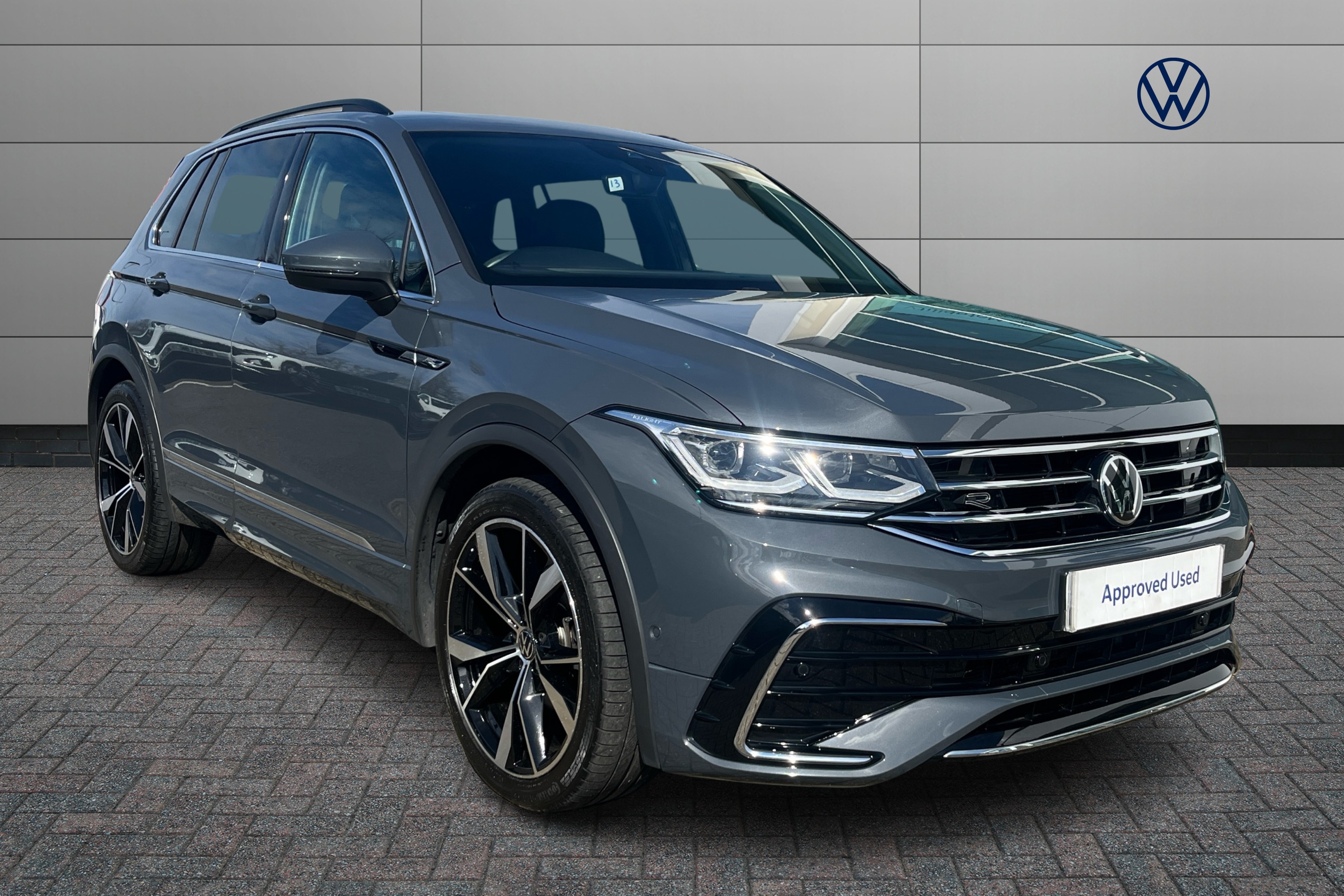 Main listing image - Volkswagen Tiguan