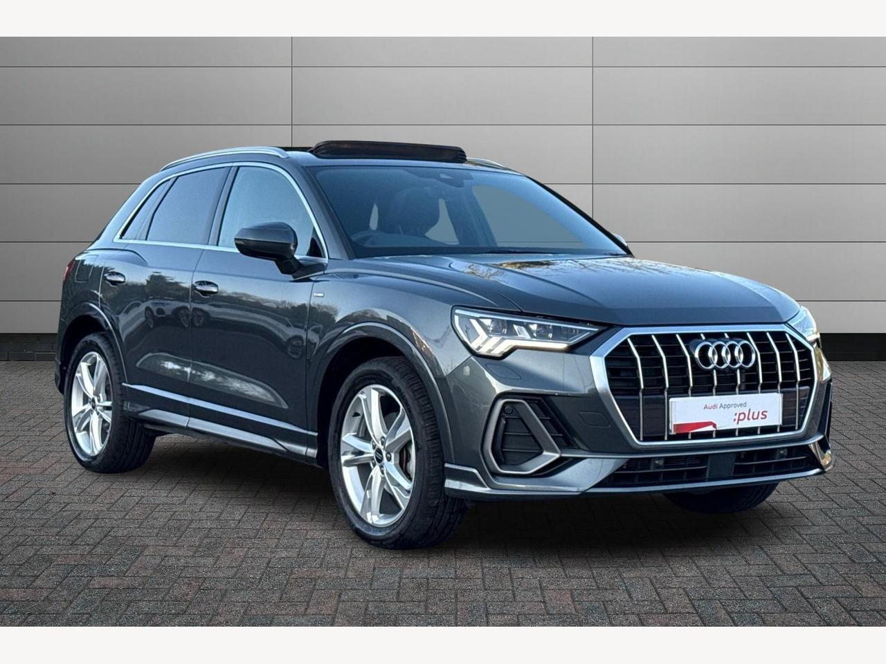 Main listing image - Audi Q3