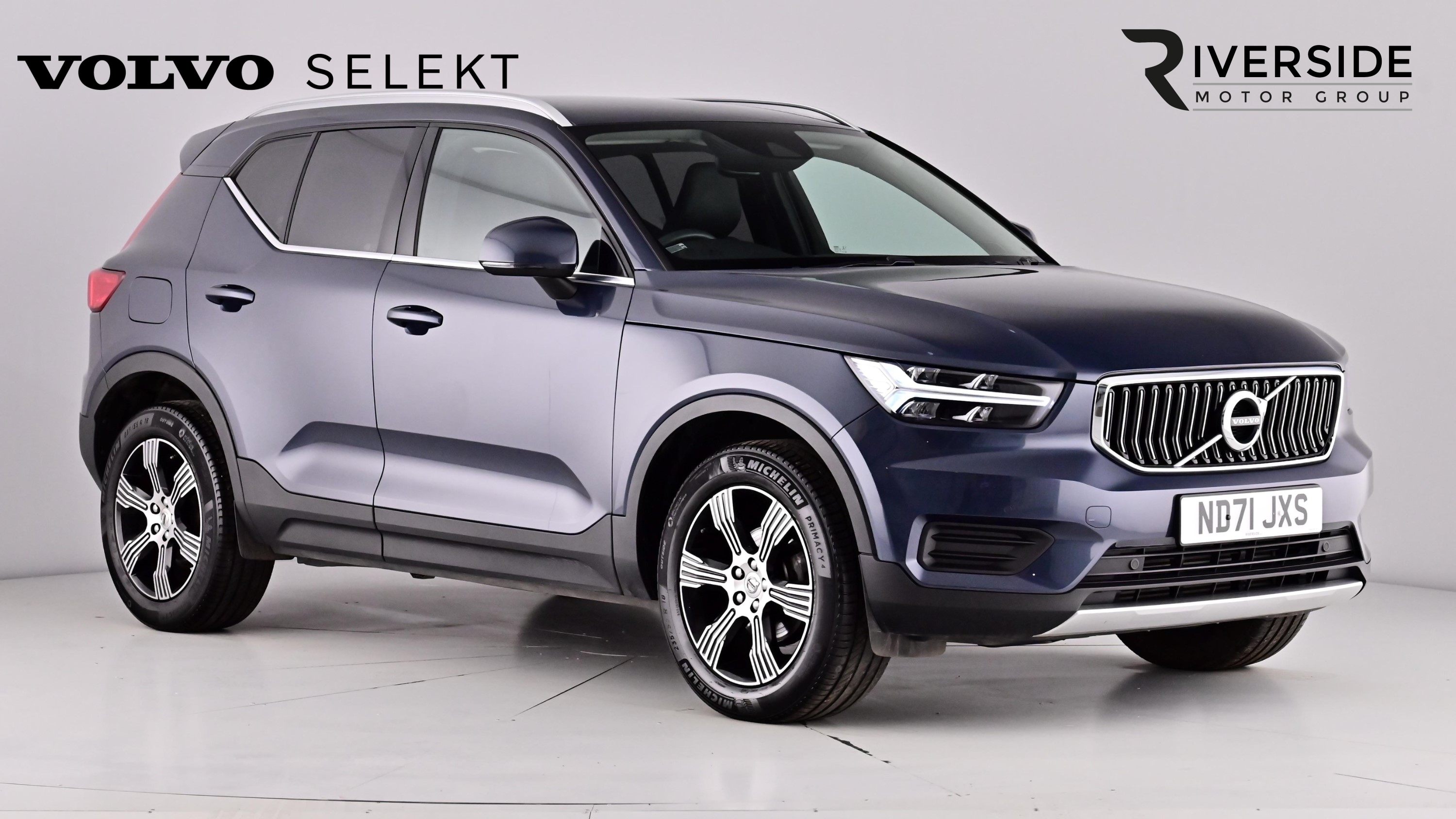 Main listing image - Volvo XC40