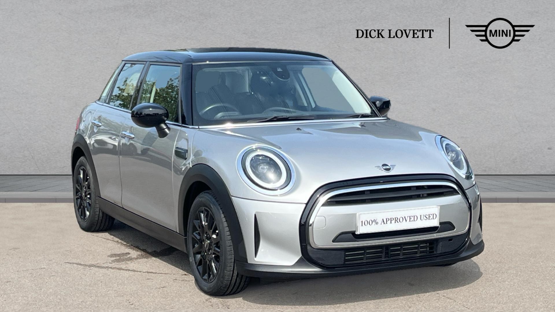 Main listing image - MINI Hatchback 5dr