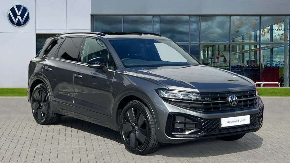 Main listing image - Volkswagen Touareg