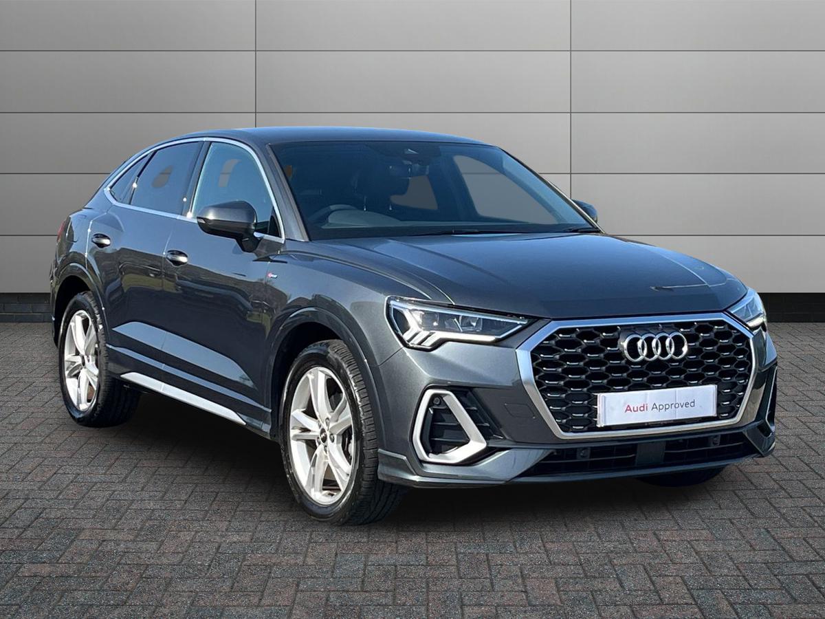 Main listing image - Audi Q3
